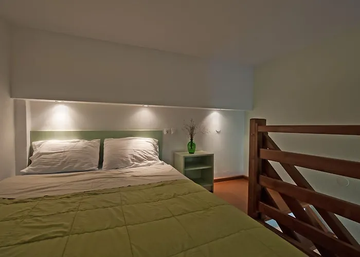 Akti House Psarogiannis & *