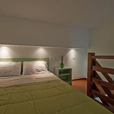 Akti House Psarogiannis & *