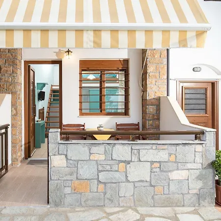 Akti House Psarogiannis & Apartment *