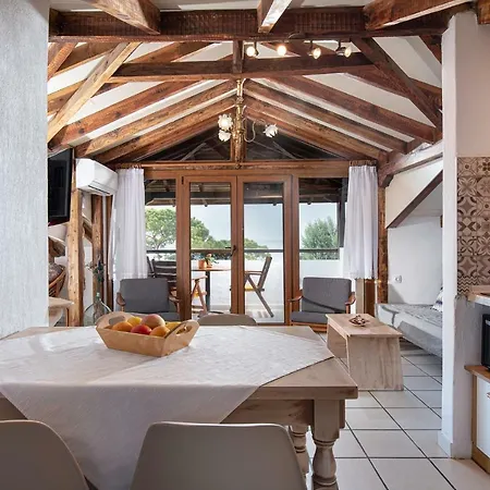 Akti House Psarogiannis & Apartment *
