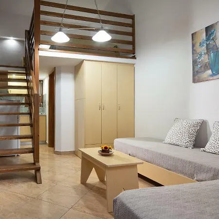 Akti House Psarogiannis & *